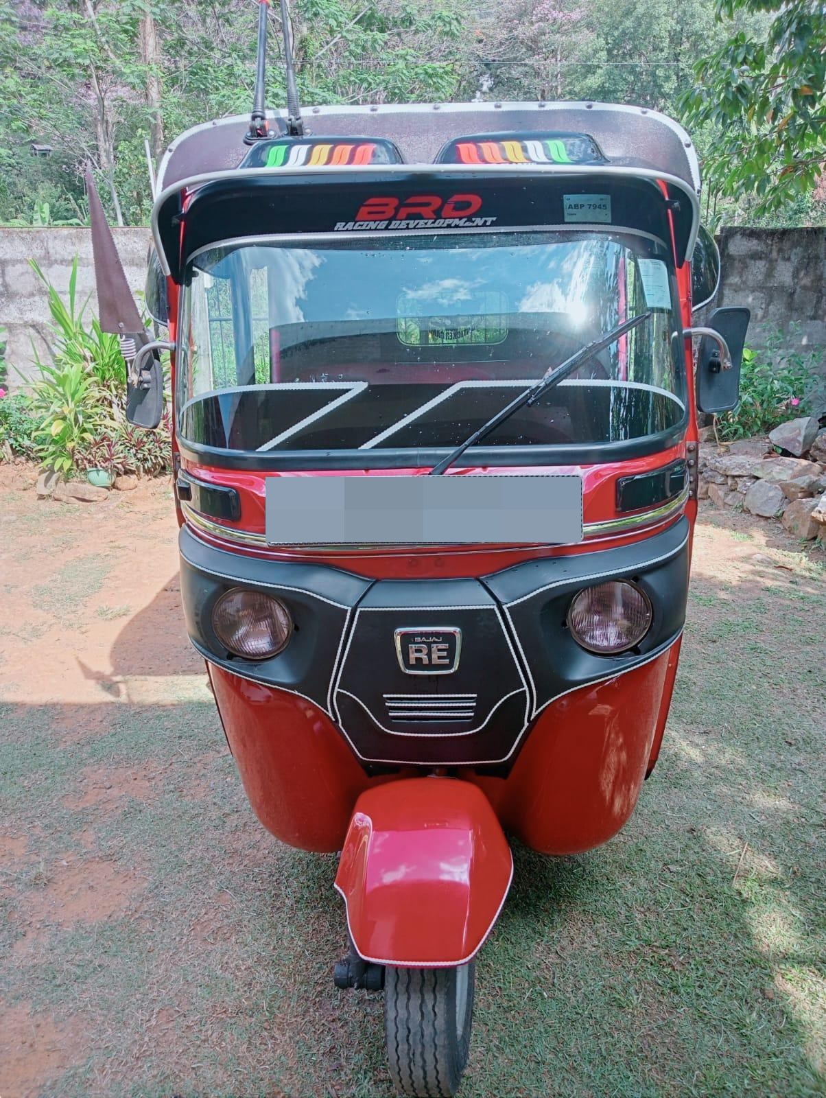 Bajaj Three Wheel 2017 - භාවිතා කරන ලද ත්‍රිරෝද රථය sale in Sri Lanka - patpat.lk
