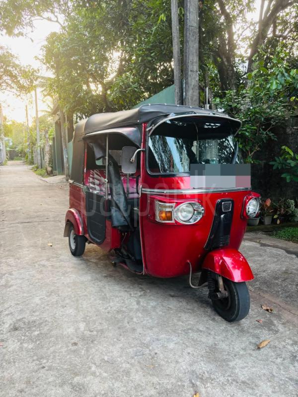 Bajaj Three Wheel 2013 - பயன்படுத்தப்பட்டது முச்சக்கர வண்டி sale in Sri Lanka - patpat.lk
