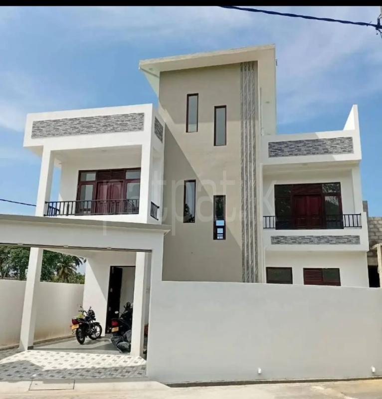 House for Sale in Kottawa ads-image-1