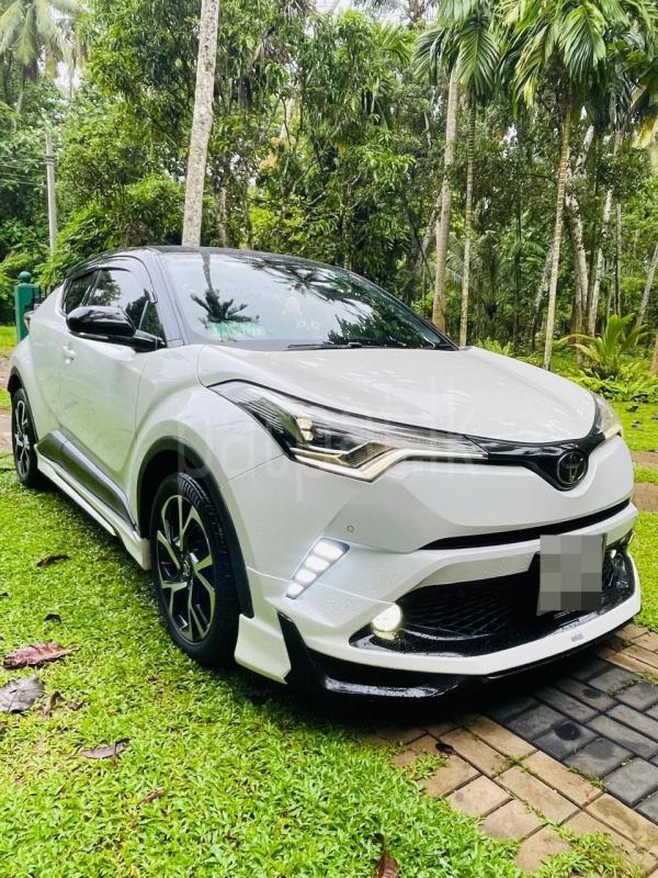 Toyota CHR 2017 - பயன்படுத்தப்பட்டது SUV sale in Sri Lanka - patpat.lk