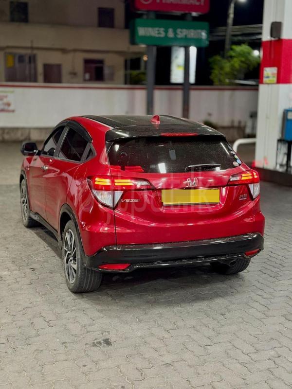 Honda Vezel 2018 - பயன்படுத்தப்பட்டது SUV sale in Sri Lanka - patpat.lk