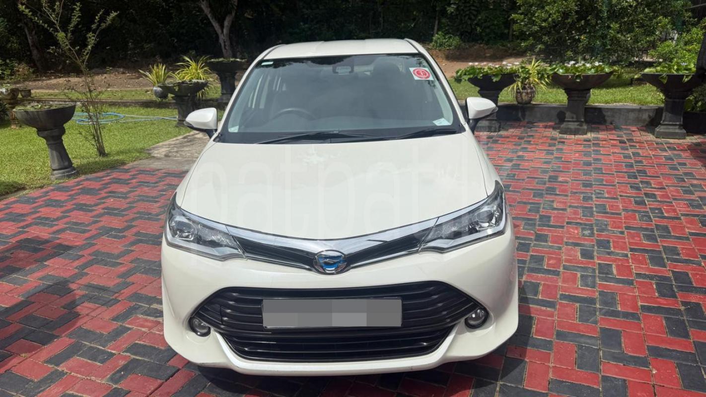 Toyota Axio 2016 - Used Car sale in Sri Lanka - patpat.lk