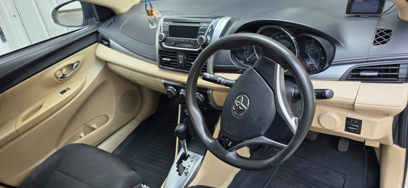 Advertisement image 6