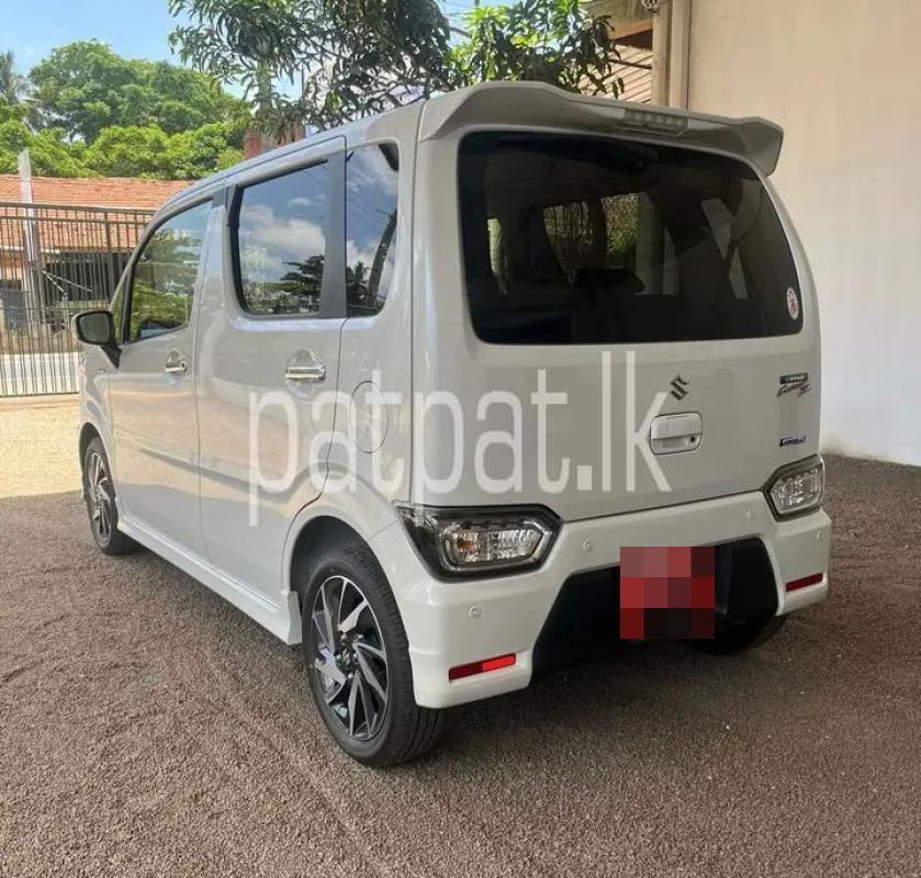 Advertisement image 6