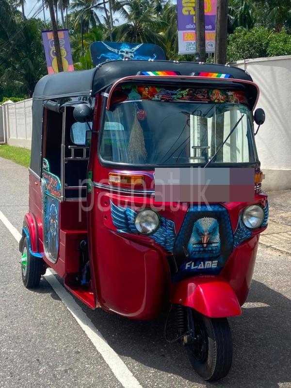 Bajaj 4 stroke 2017 - භාවිතා කරන ලද ත්‍රිරෝද රථය sale in Sri Lanka - patpat.lk