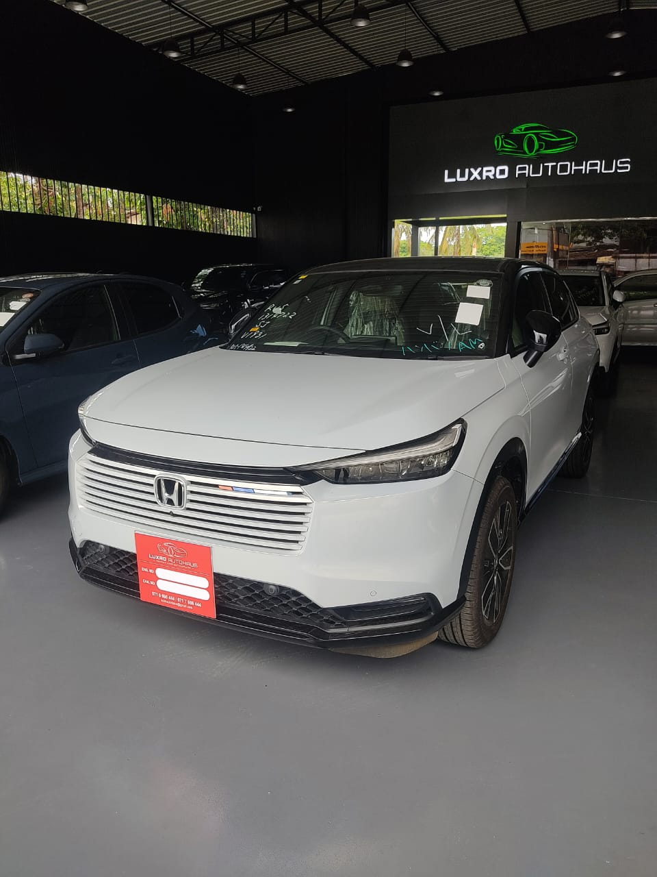 Honda Vezel 2025 ads-image-1