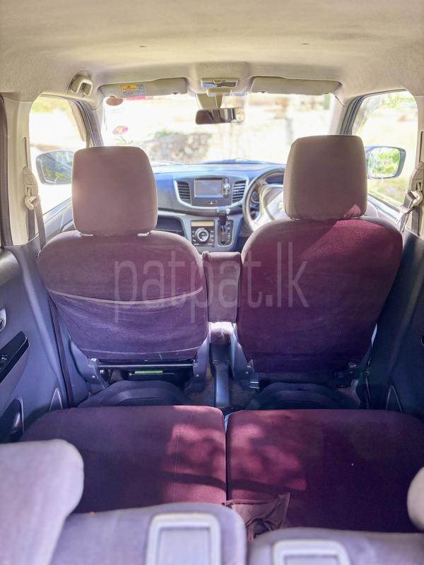 Advertisement image 5