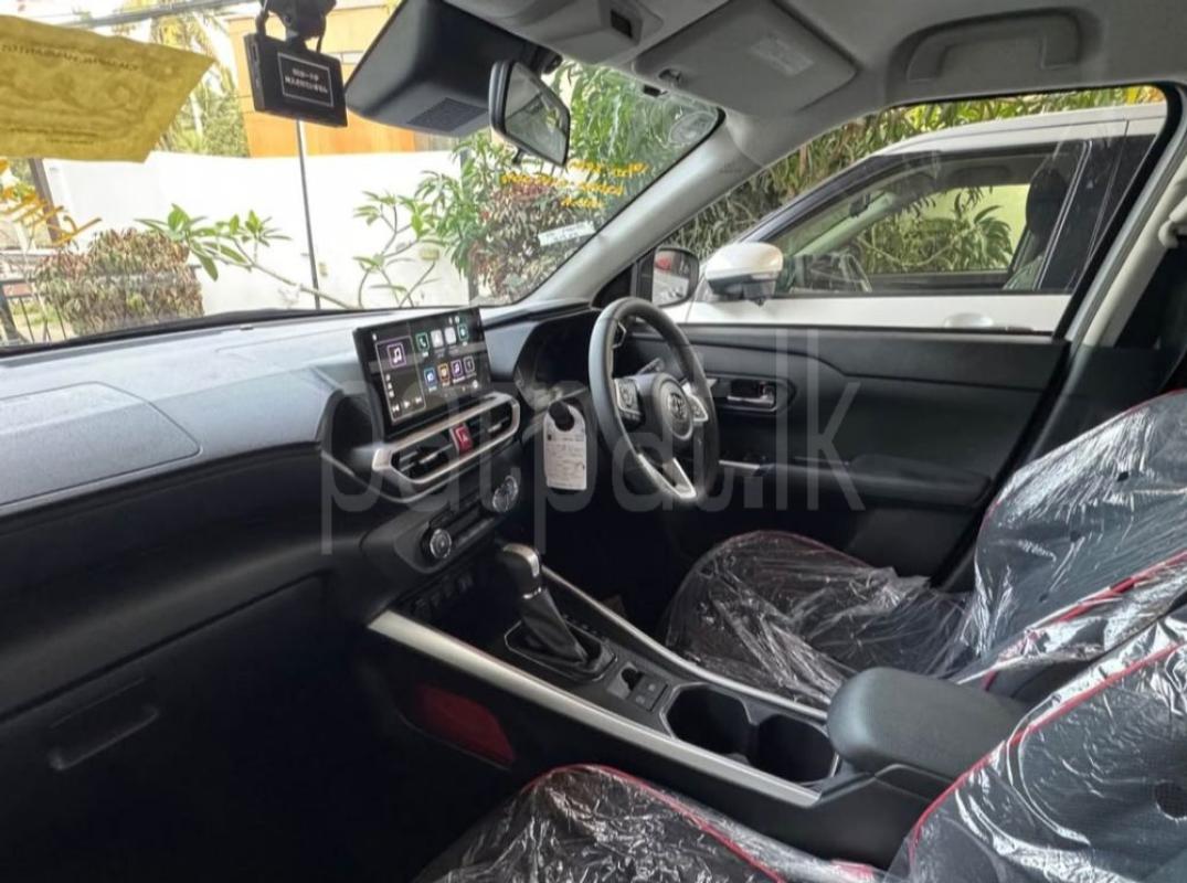 Advertisement image 3