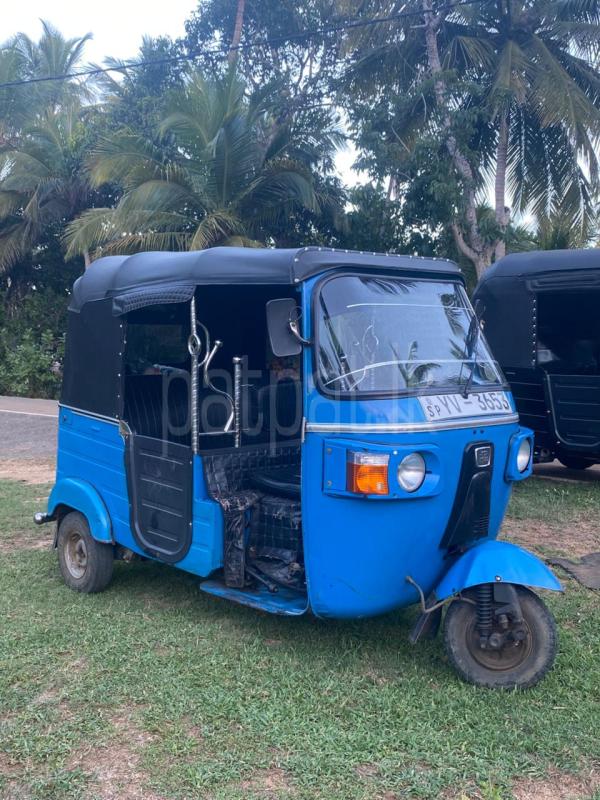 Bajaj Three Wheel 2012 - பயன்படுத்தப்பட்டது முச்சக்கர வண்டி sale in Sri Lanka - patpat.lk