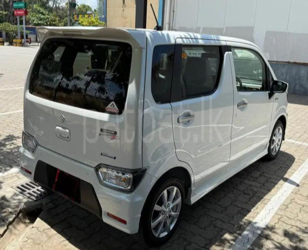 Advertisement image 4