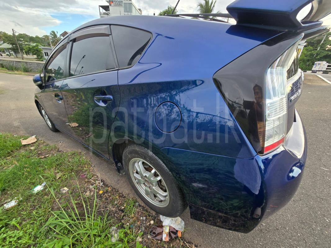 Toyota Prius 2010 - Used Car sale in Sri Lanka - patpat.lk