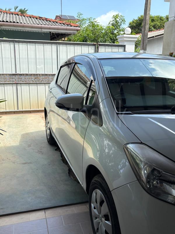 Toyota Vitz 2014 - பயன்படுத்தப்பட்டது கார் sale in Sri Lanka - patpat.lk