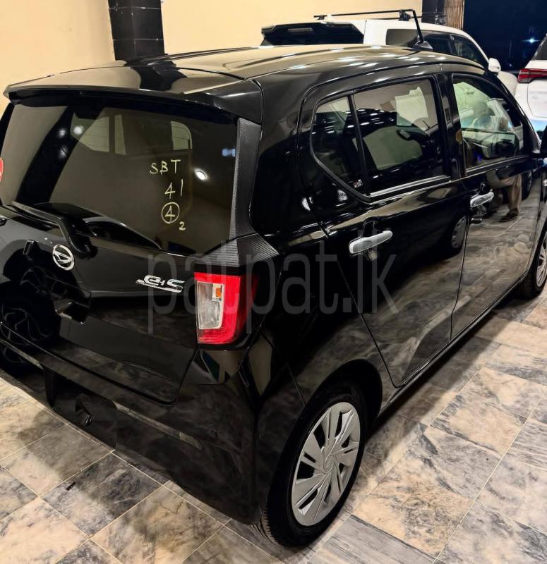 Advertisement image 3