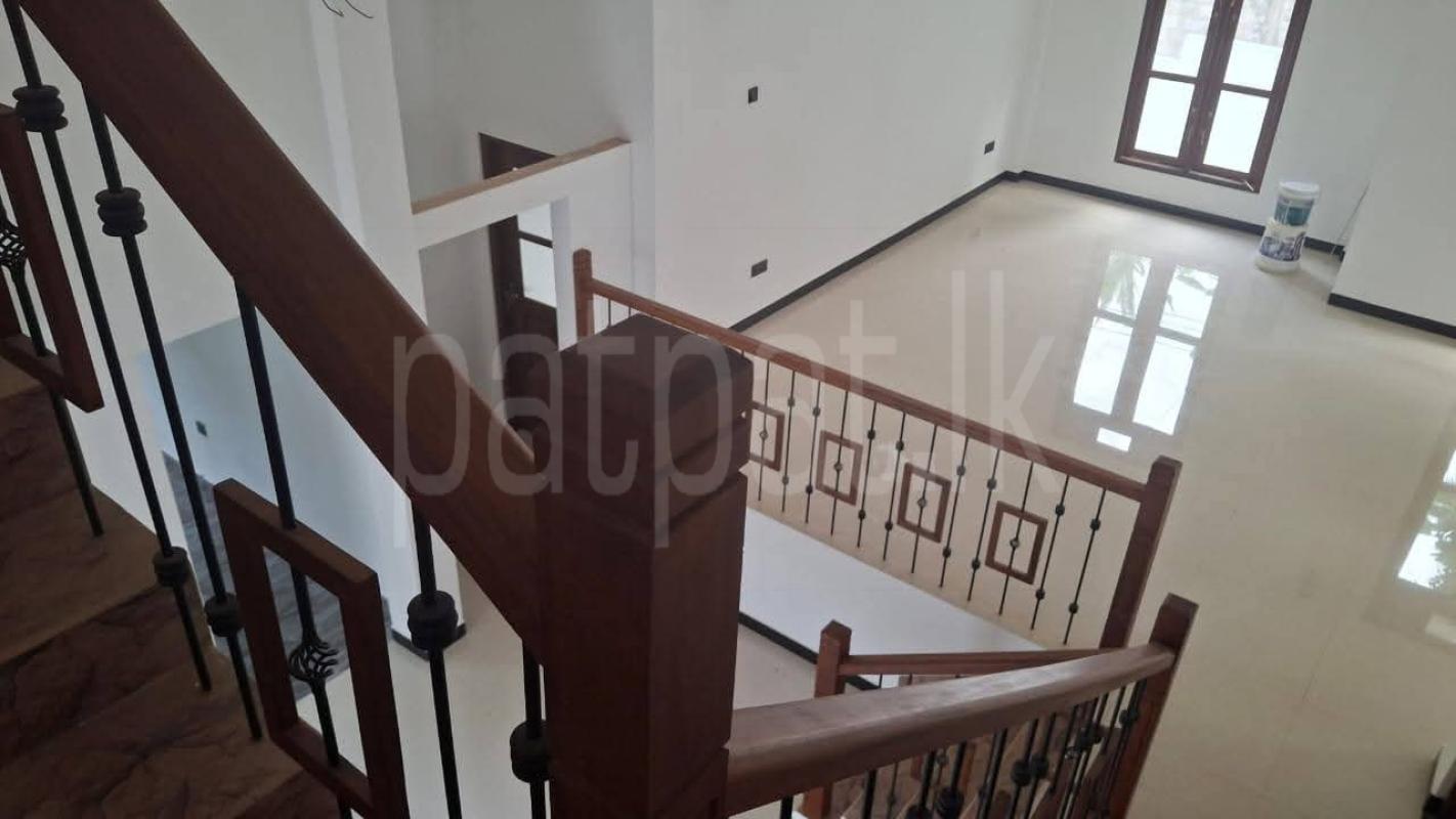 House for Sale in Ragama ads-image-1