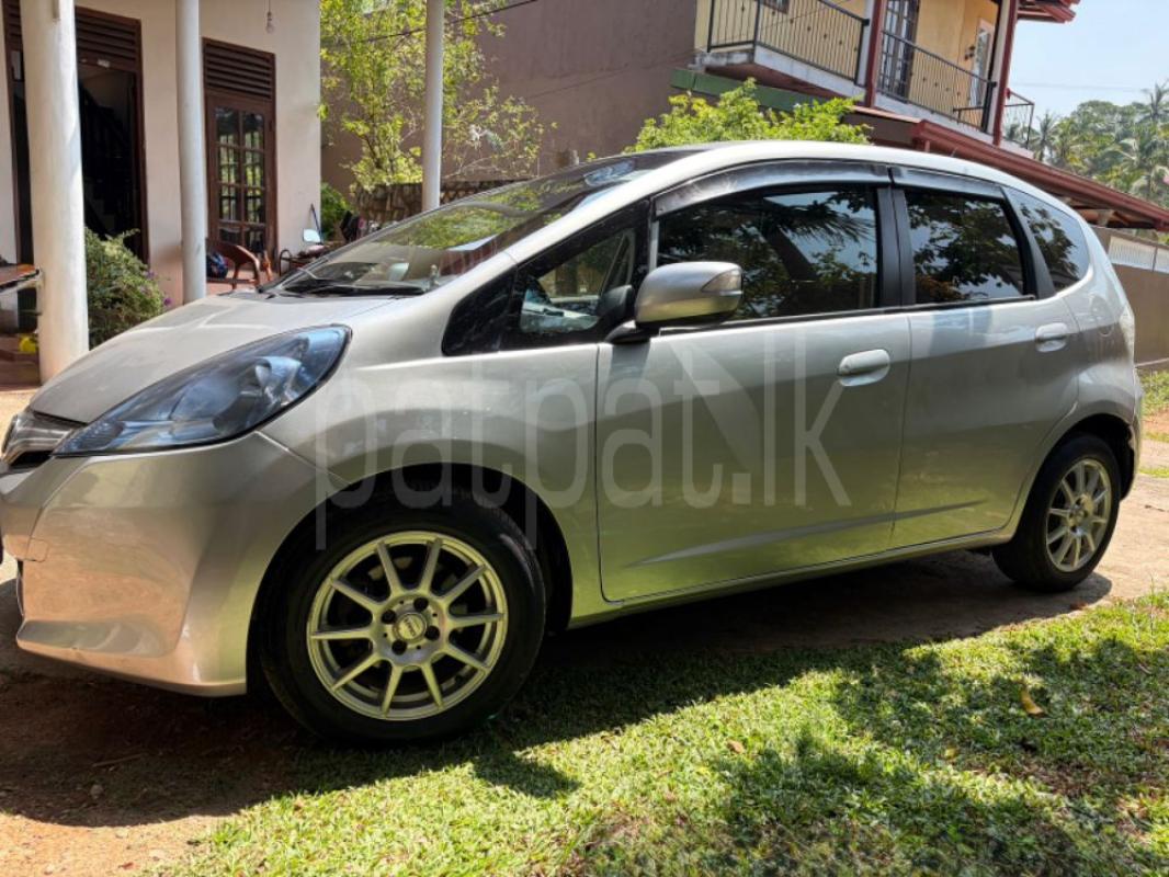 Advertisement image 3