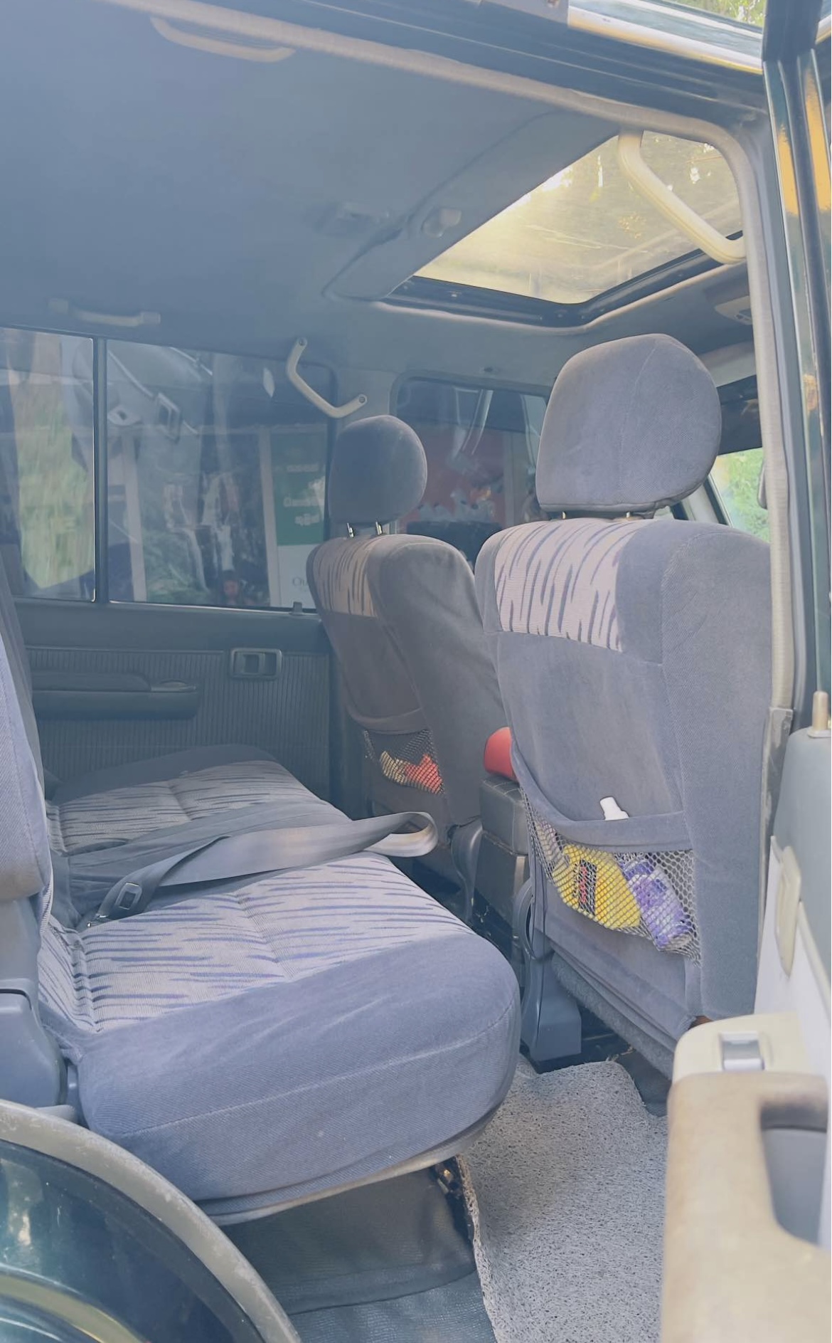 Toyota Land Cruiser Prado 2000 - பயன்படுத்தப்பட்டது SUV sale in Sri Lanka - patpat.lk