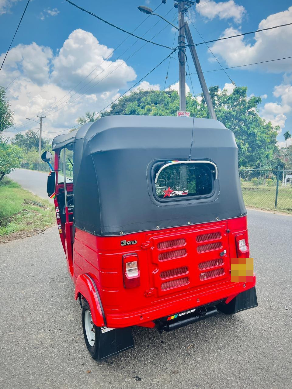 Bajaj Three Wheel 2015 - Used Three wheeler sale in Sri Lanka - patpat.lk