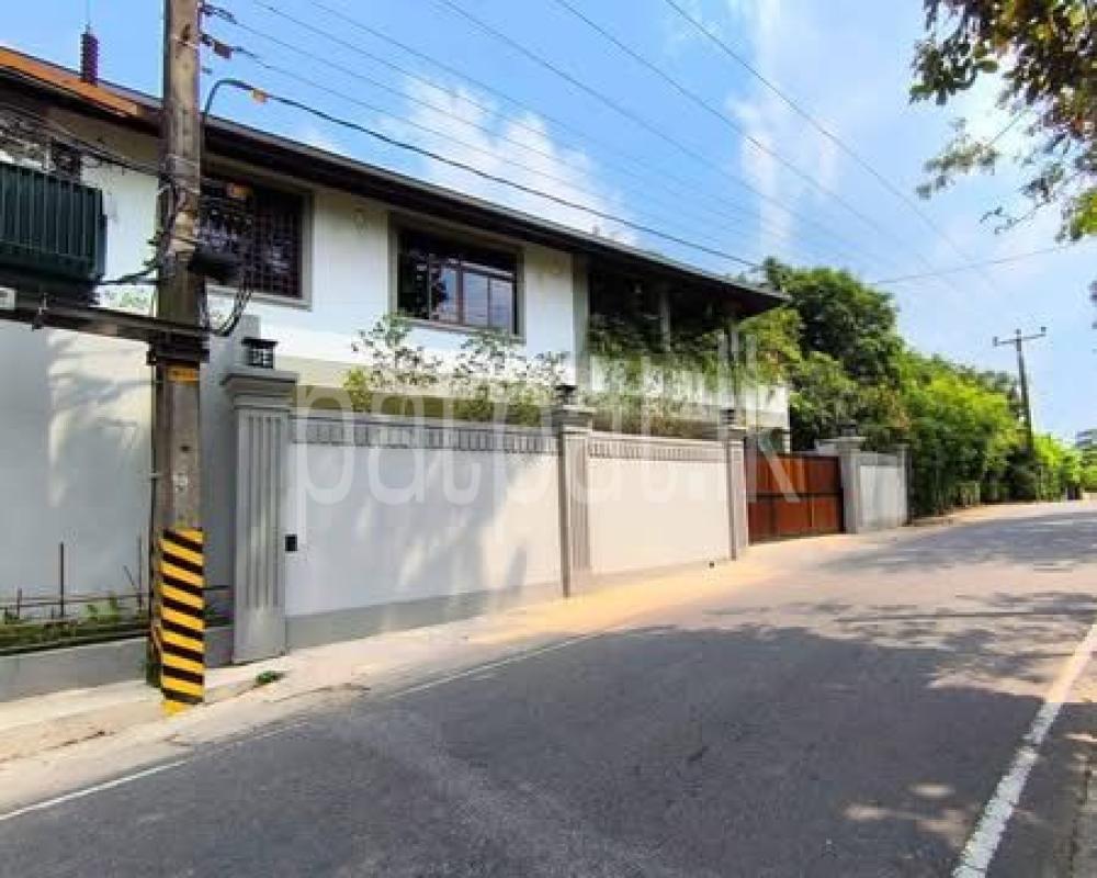 House for Sale in Bambalapitiya (Colombo 04)