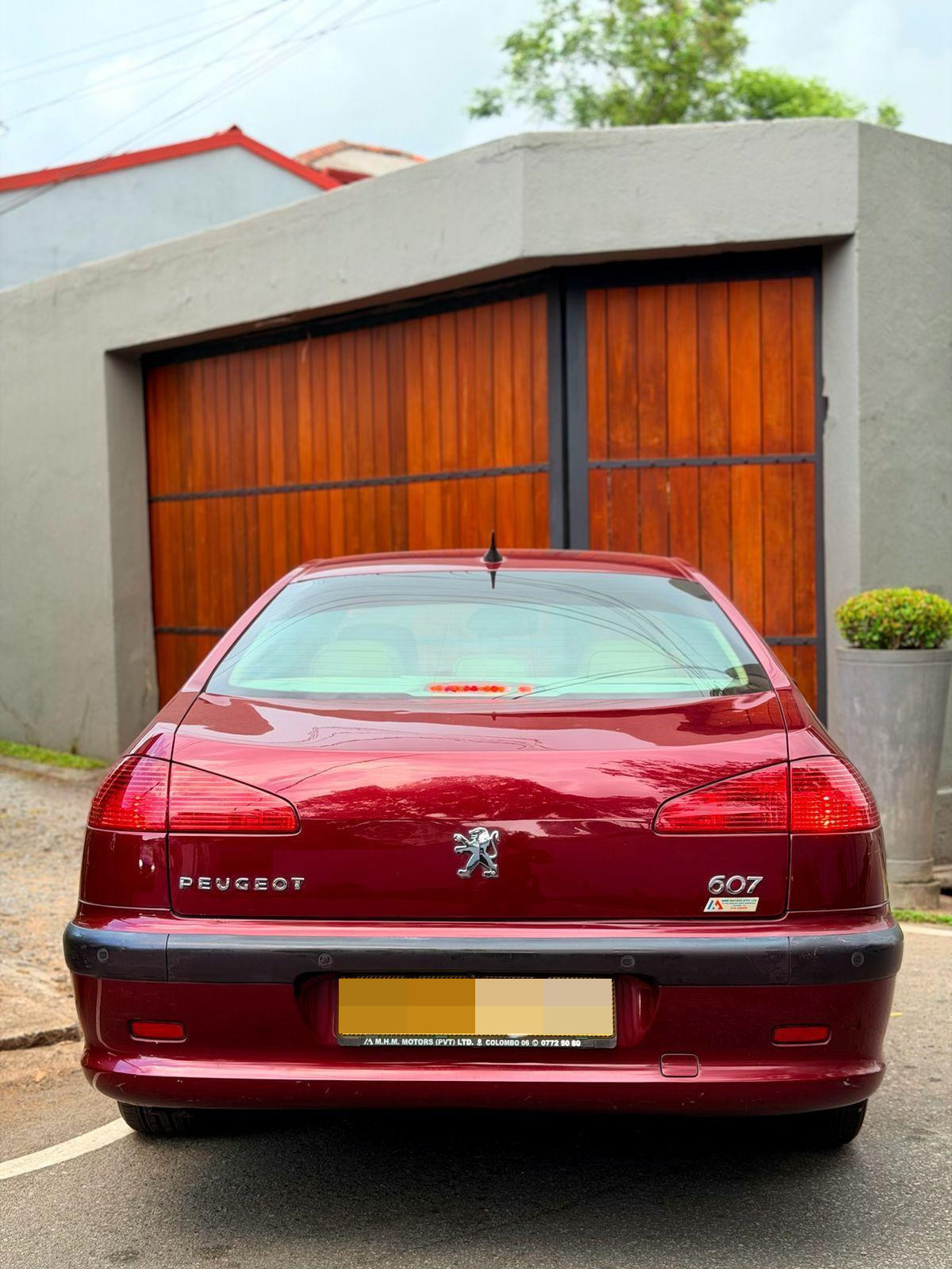 Peugeot 607 2002 - பயன்படுத்தப்பட்டது கார் sale in Sri Lanka - patpat.lk