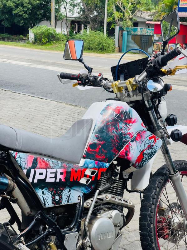 Advertisement image 4