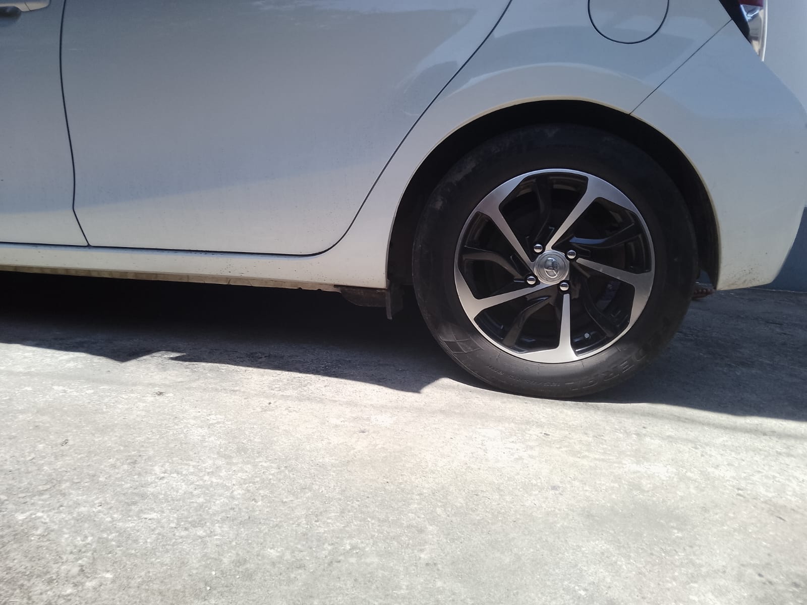 Toyota Aqua 2015 - Used Car sale in Sri Lanka - patpat.lk