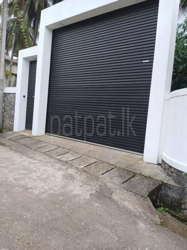 Advertisement image 6