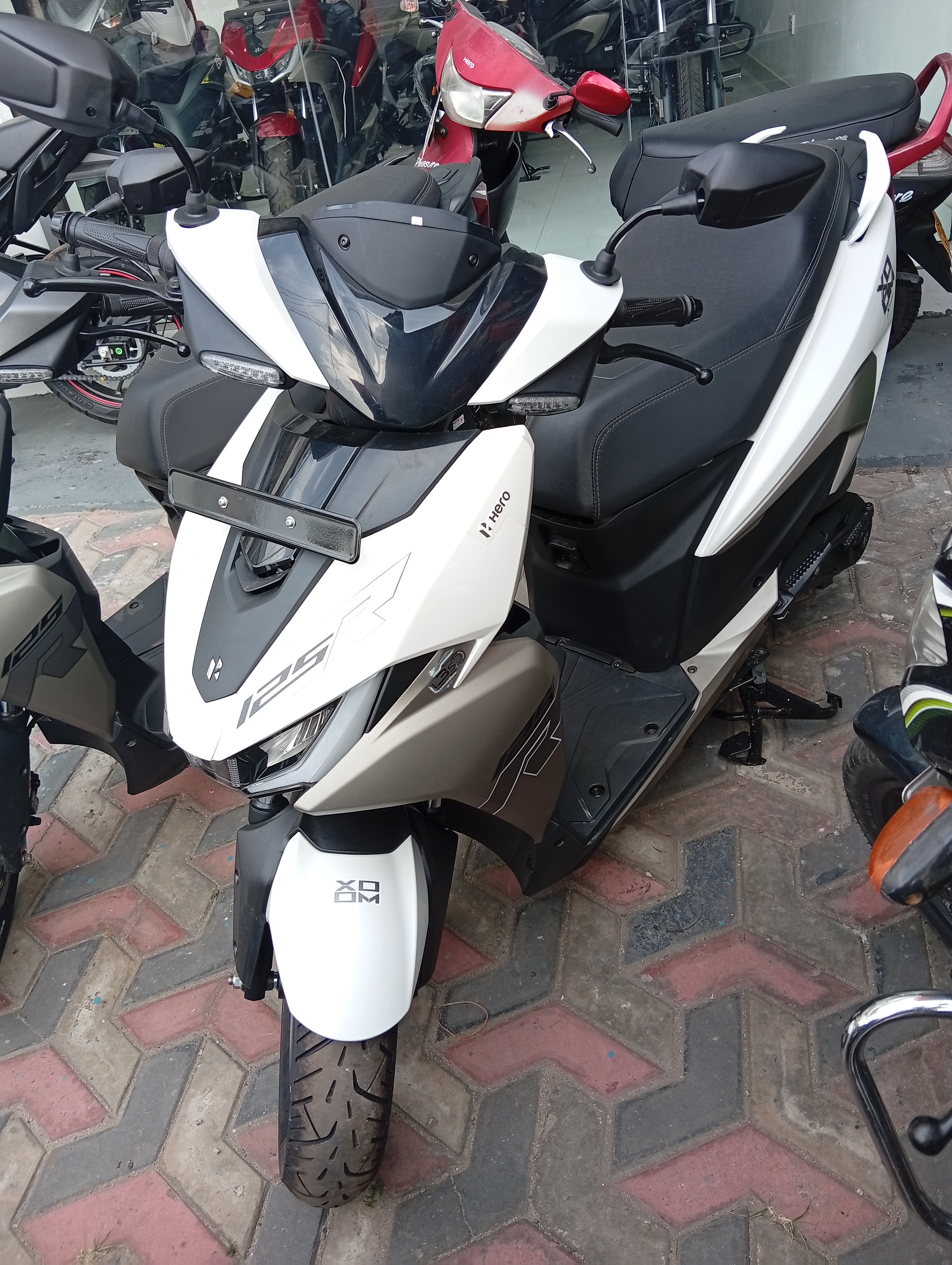 Advertisement image 6