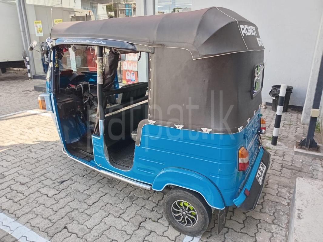 Bajaj Three Wheel 2013 - பயன்படுத்தப்பட்டது முச்சக்கர வண்டி sale in Sri Lanka - patpat.lk