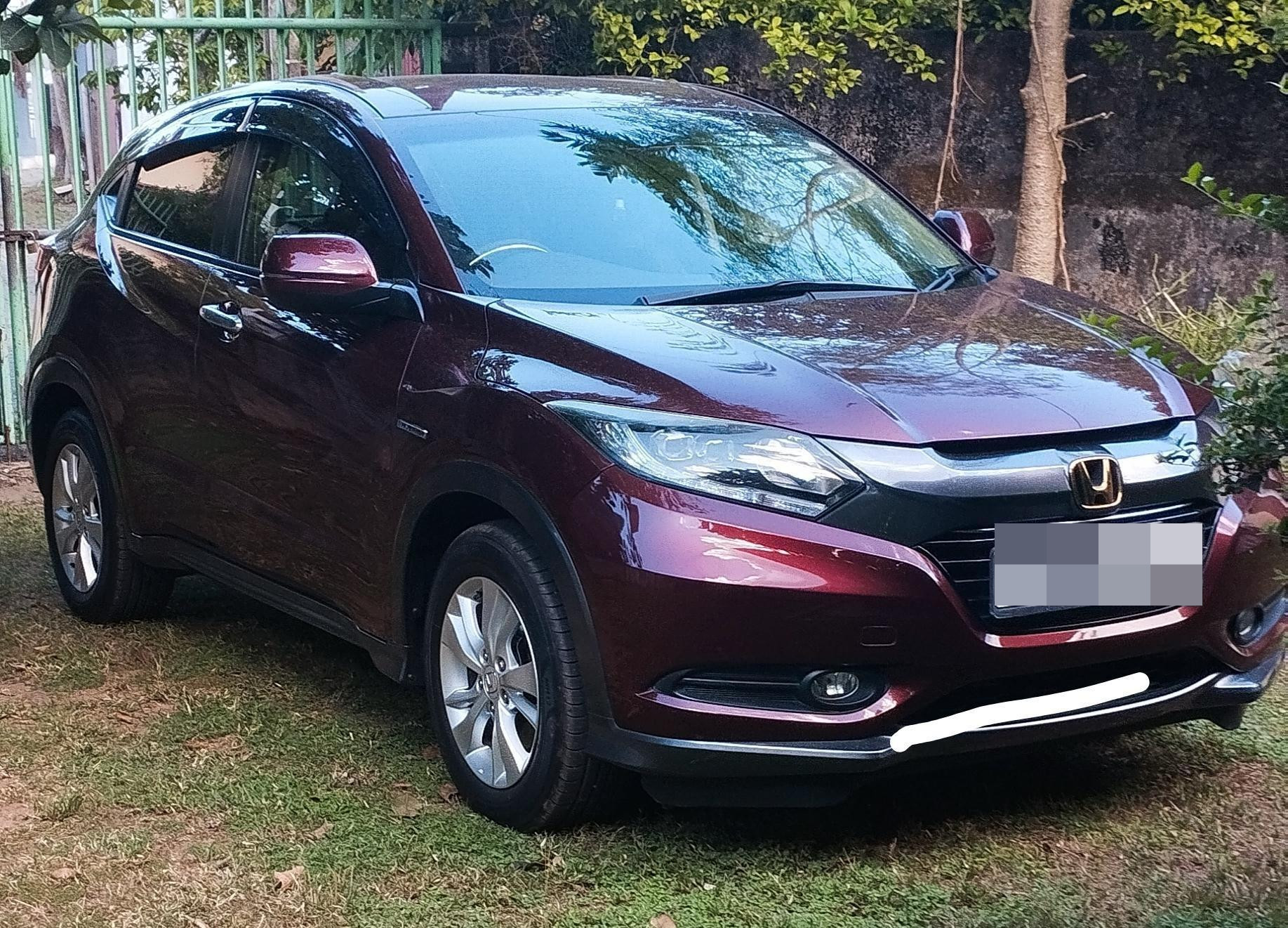 Honda Vezel 2014 - Used SUV sale in Sri Lanka - patpat.lk