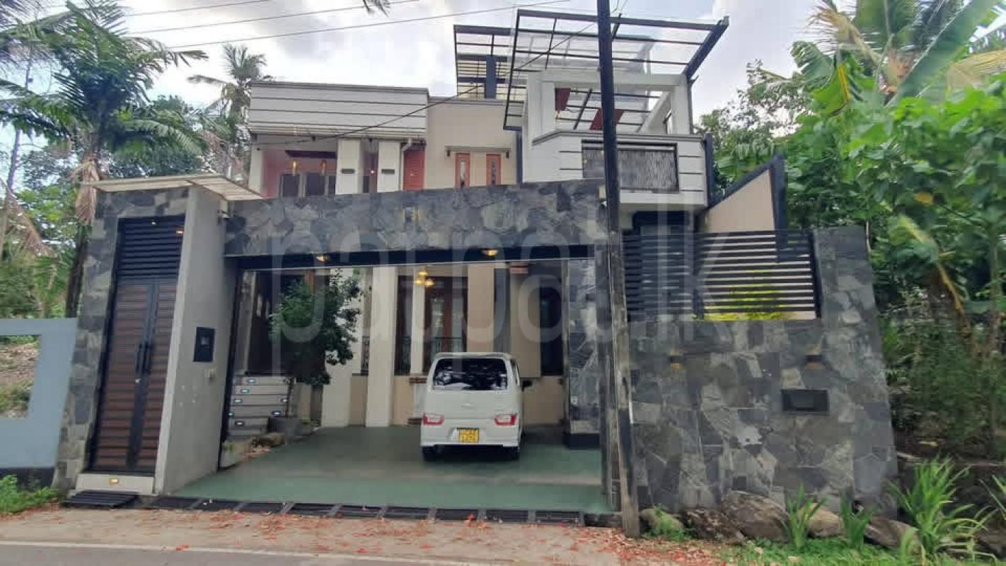 House for Sale in Talawatugoda