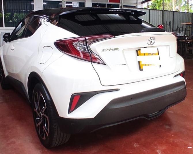 Toyota CHR 2018 - பயன்படுத்தப்பட்டது SUV sale in Sri Lanka - patpat.lk
