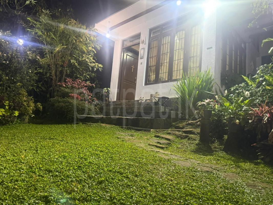 House for Sale in Heerassagala ads-image-1