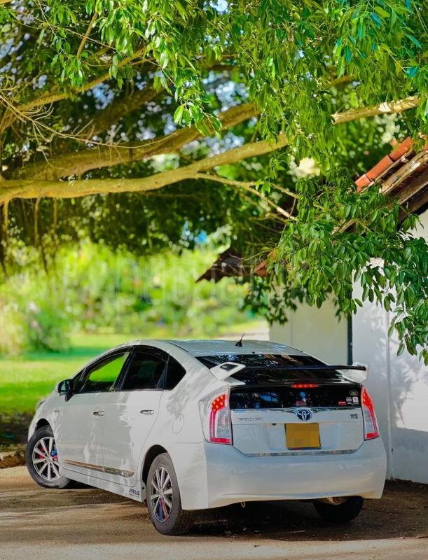 Toyota PRIUS G GRADE 2013 - Used Car sale in Sri Lanka - patpat.lk