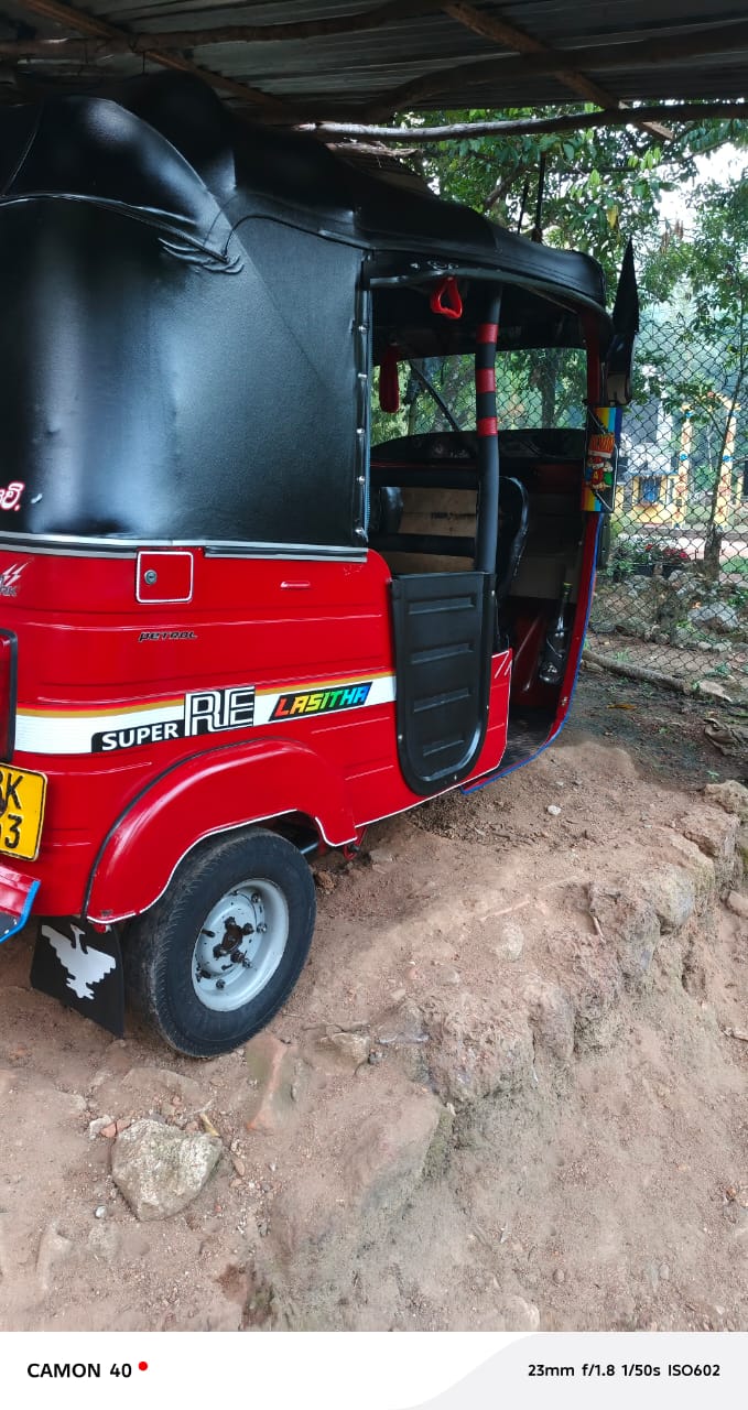 Bajaj Three Wheel 2016 - Used Three wheeler sale in Sri Lanka - patpat.lk