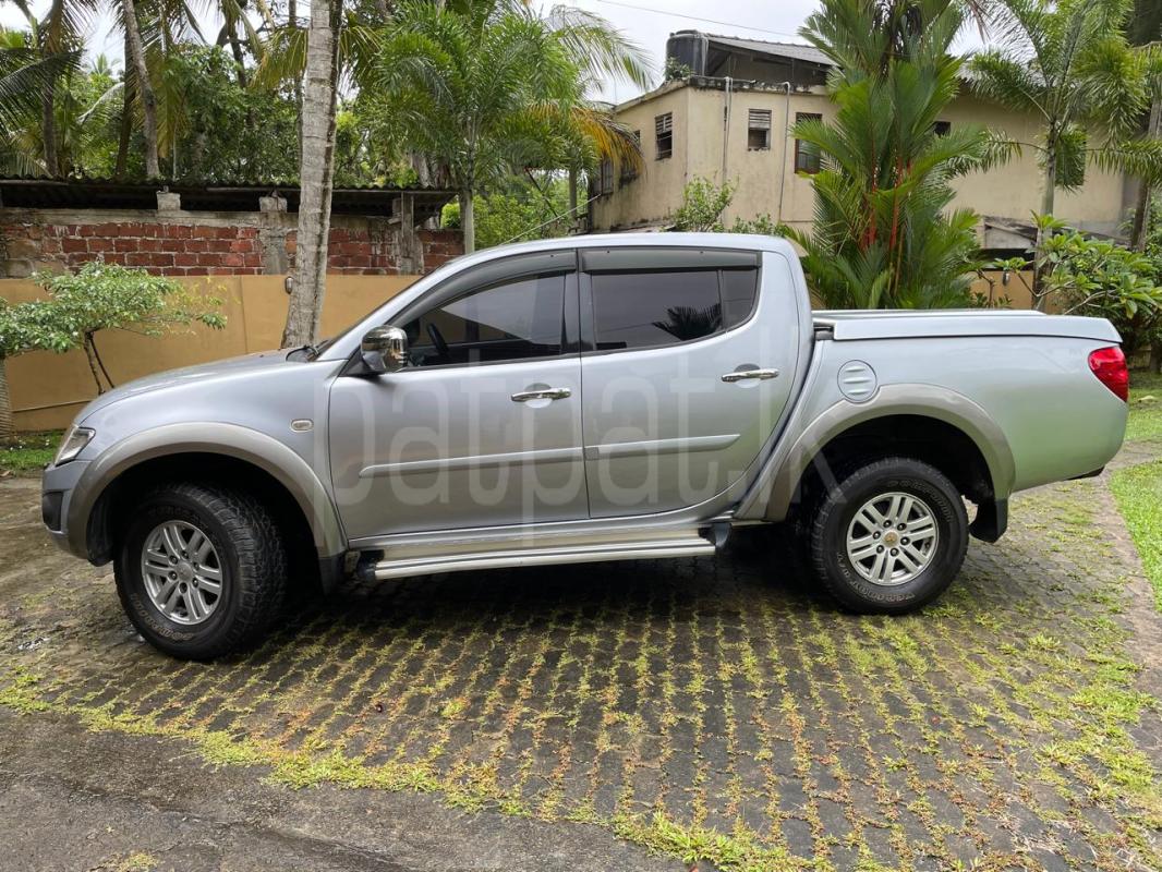 Advertisement image 4