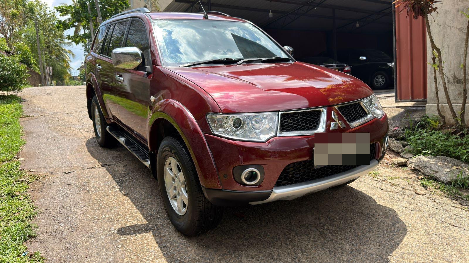 Mitsubishi Montero 2011 - பயன்படுத்தப்பட்டது SUV sale in Sri Lanka - patpat.lk