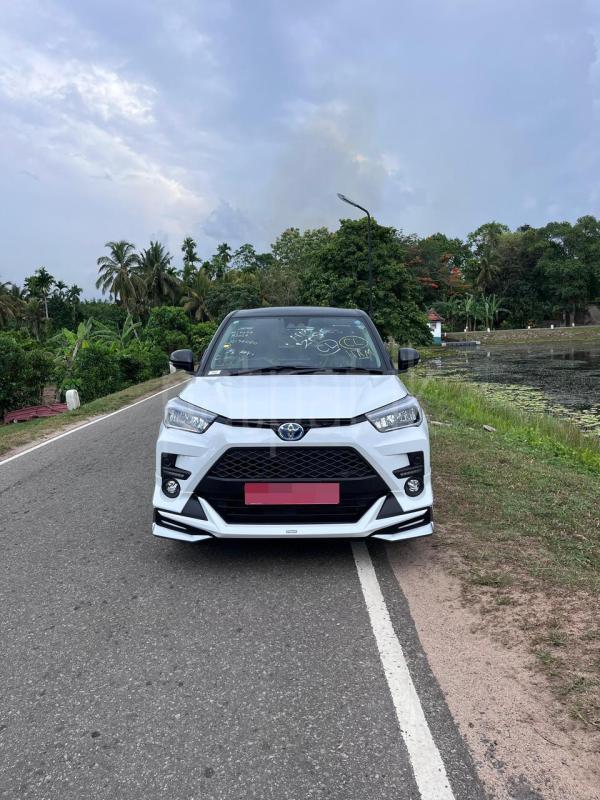 Toyota Raize 2025 - சான்றளிக்கப்பட்டது SUV sale in Sri Lanka - patpat.lk