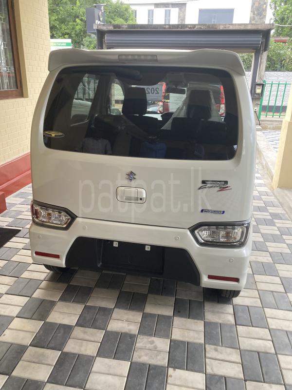 Advertisement image 3