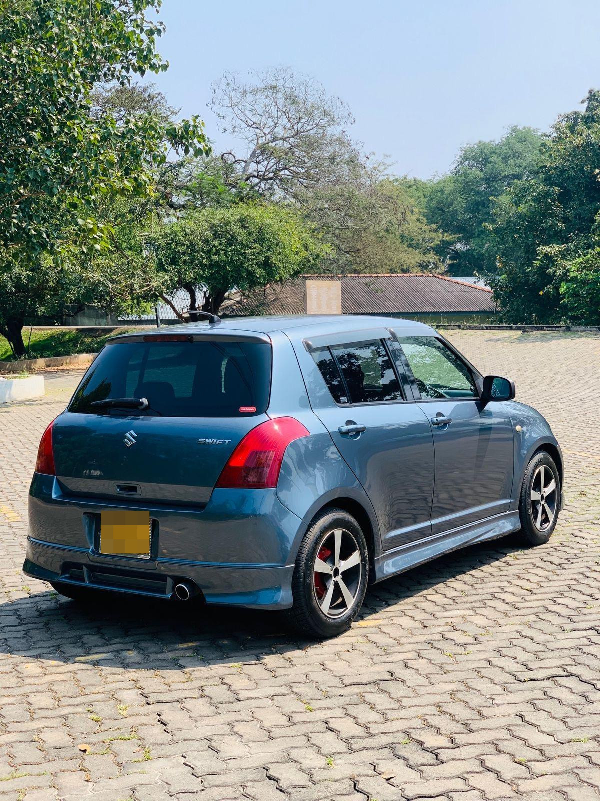 Advertisement image 4