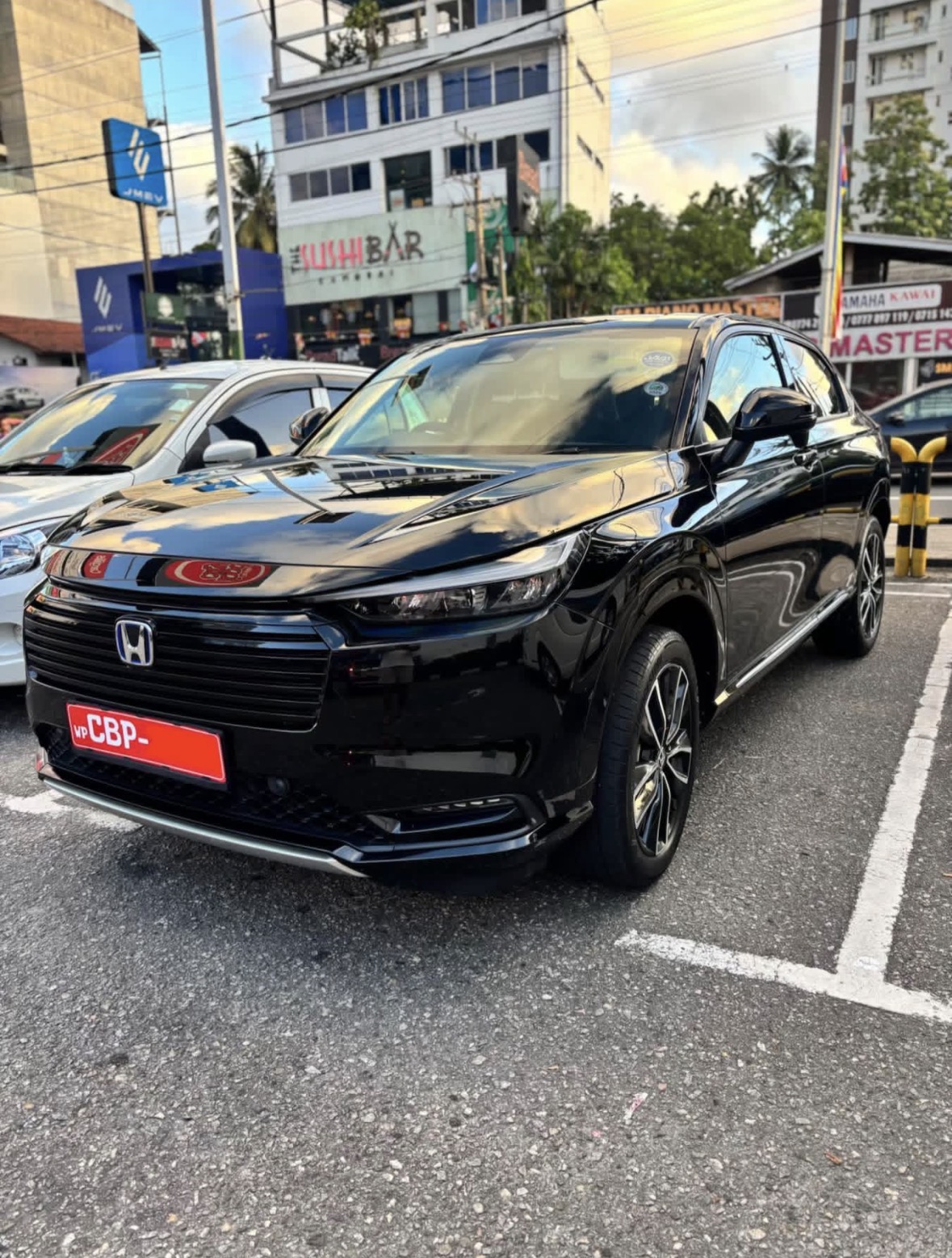 Honda Vezel 2025 - சான்றளிக்கப்பட்டது கார் sale in Sri Lanka - patpat.lk