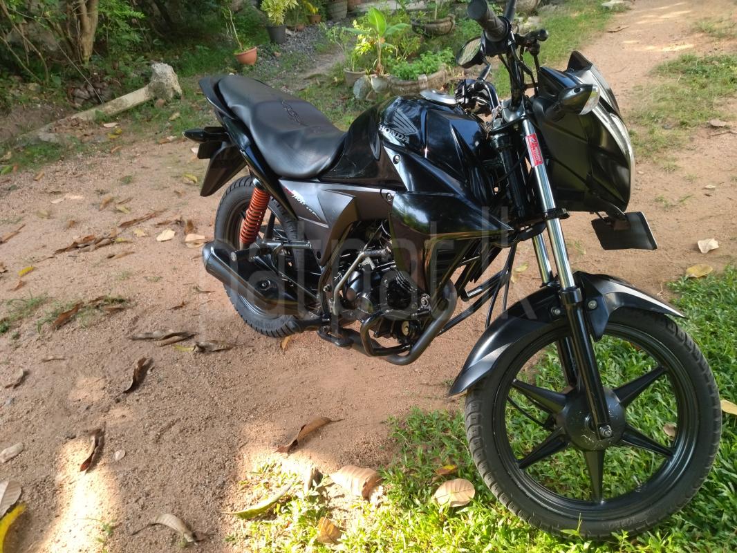 Honda Twister 2017 - Used Bike sale in Sri Lanka - patpat.lk