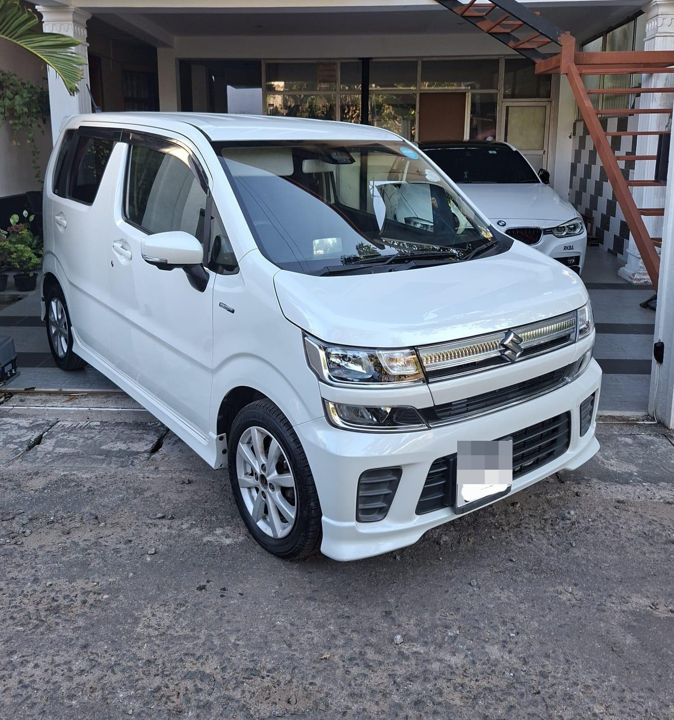 Suzuki Wagon R 2018 - Used Car sale in Sri Lanka - patpat.lk