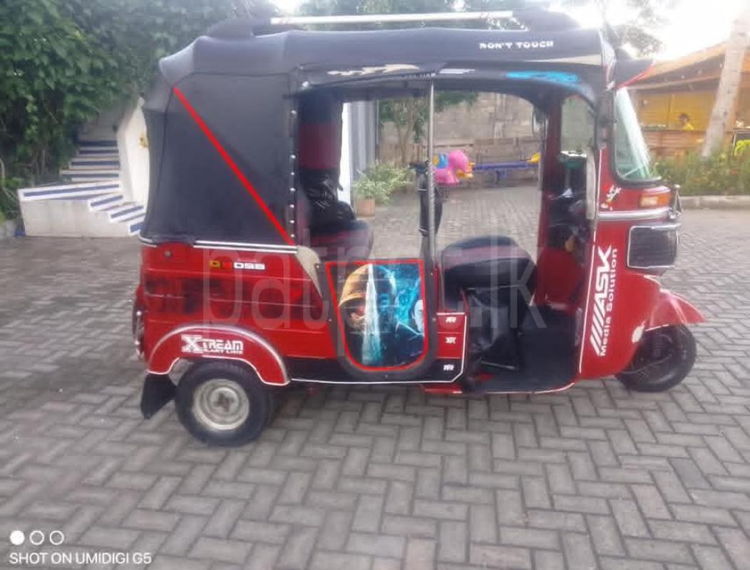 Bajaj 4 stroke 2014 - භාවිතා කරන ලද ත්‍රිරෝද රථය sale in Sri Lanka - patpat.lk