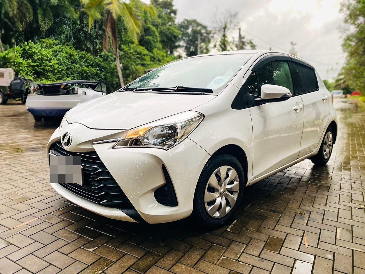 Toyota Vitz 2017 - Used Car sale in Sri Lanka - patpat.lk