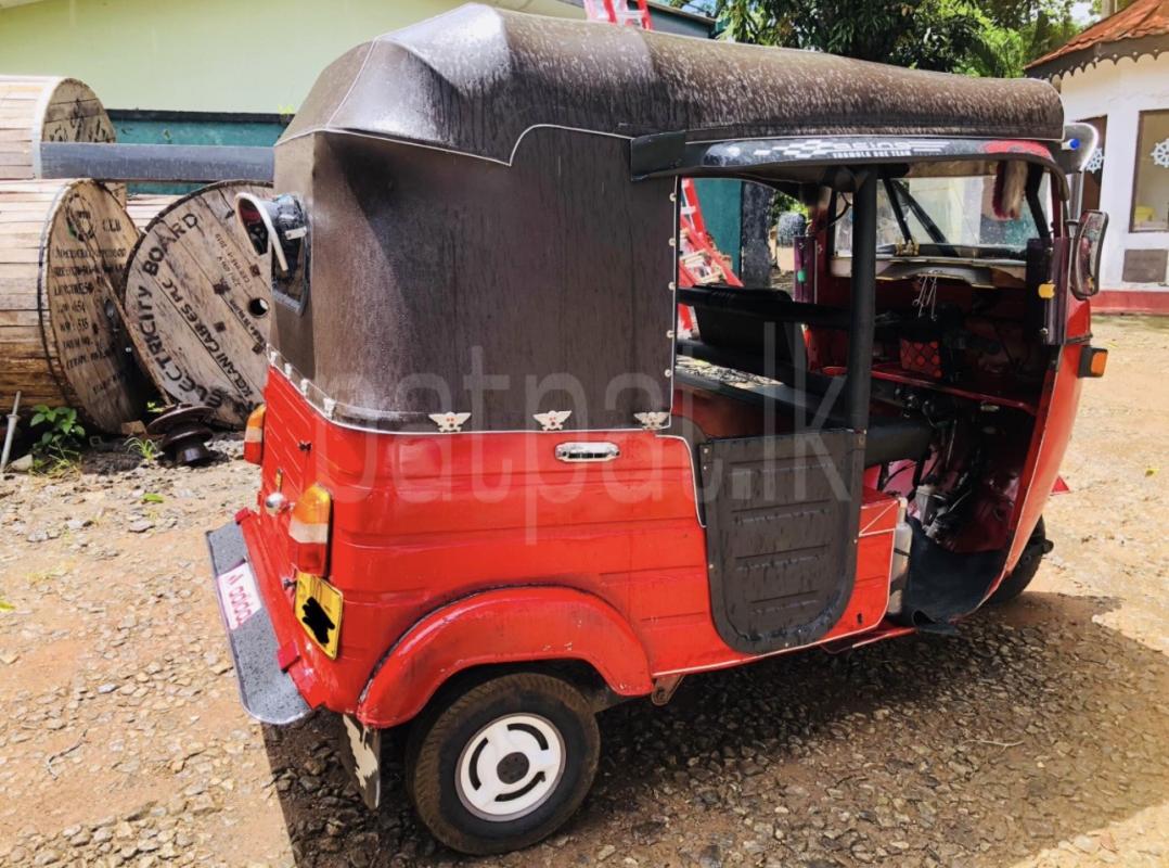 Bajaj Three Wheel 2007 - பயன்படுத்தப்பட்டது முச்சக்கர வண்டி sale in Sri Lanka - patpat.lk