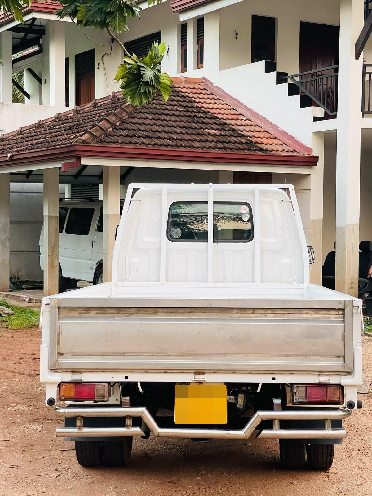 Nissan Vanette 2004 - Reconditioned Truck sale in Sri Lanka - patpat.lk