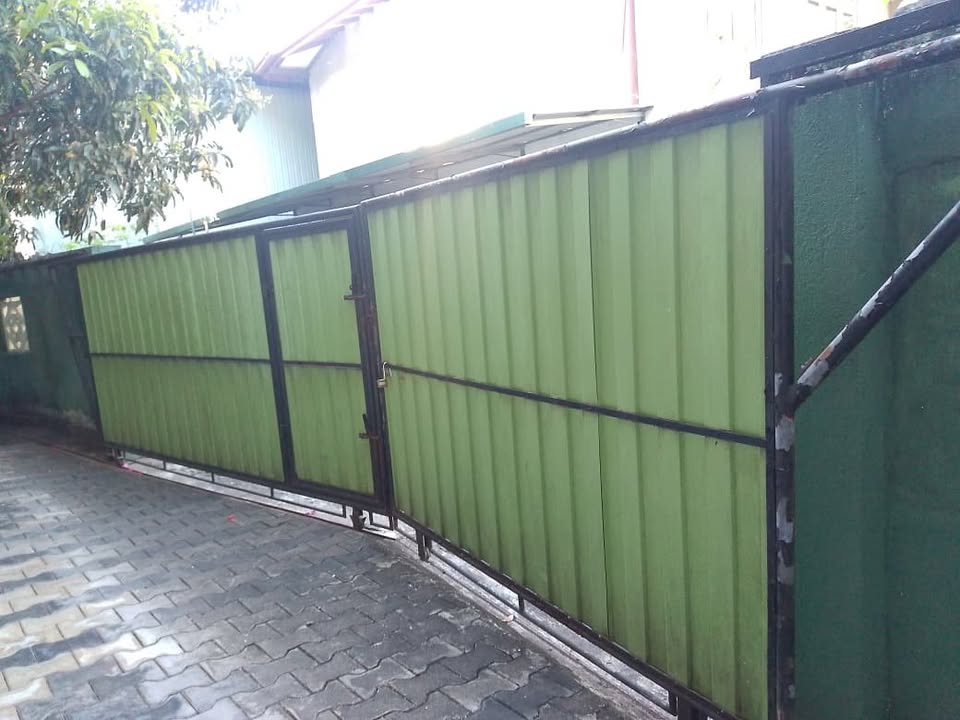 Gate For Sale In Kandy (Peradeniya)