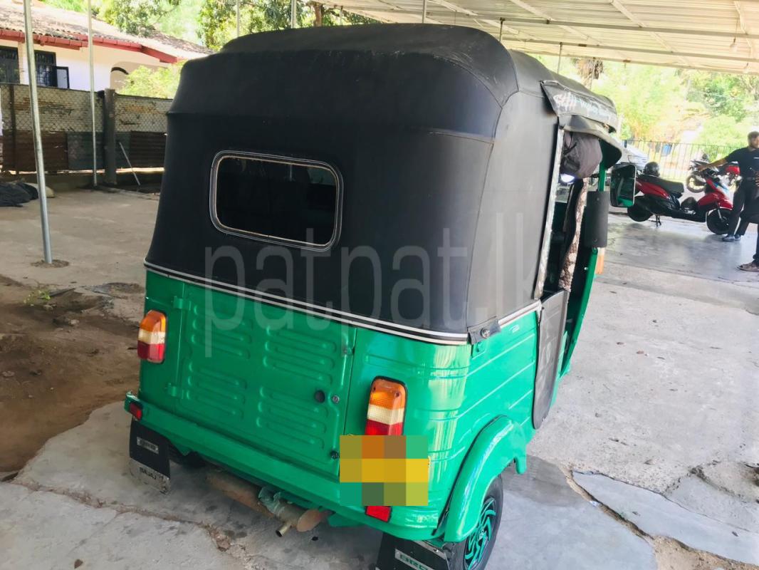 Bajaj Three Wheel 2010 - Reconditioned Three wheeler sale in Sri Lanka - patpat.lk