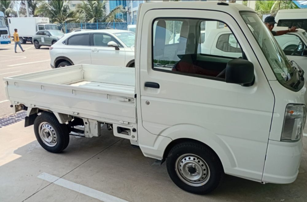 Suzuki Carry 2024 - Reconditioned Truck sale in Sri Lanka - patpat.lk