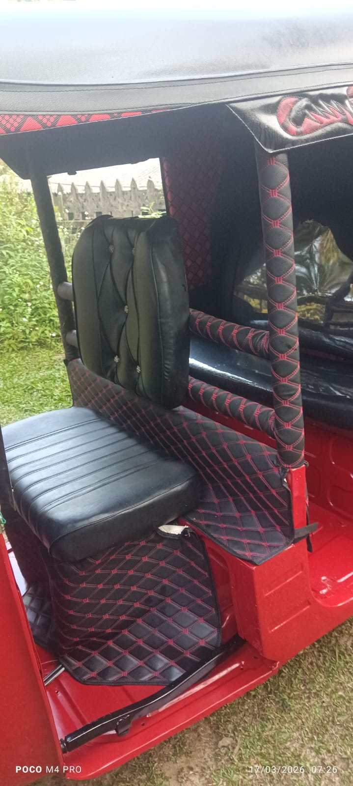 Bajaj Three Wheel 2015 - பயன்படுத்தப்பட்டது முச்சக்கர வண்டி sale in Sri Lanka - patpat.lk